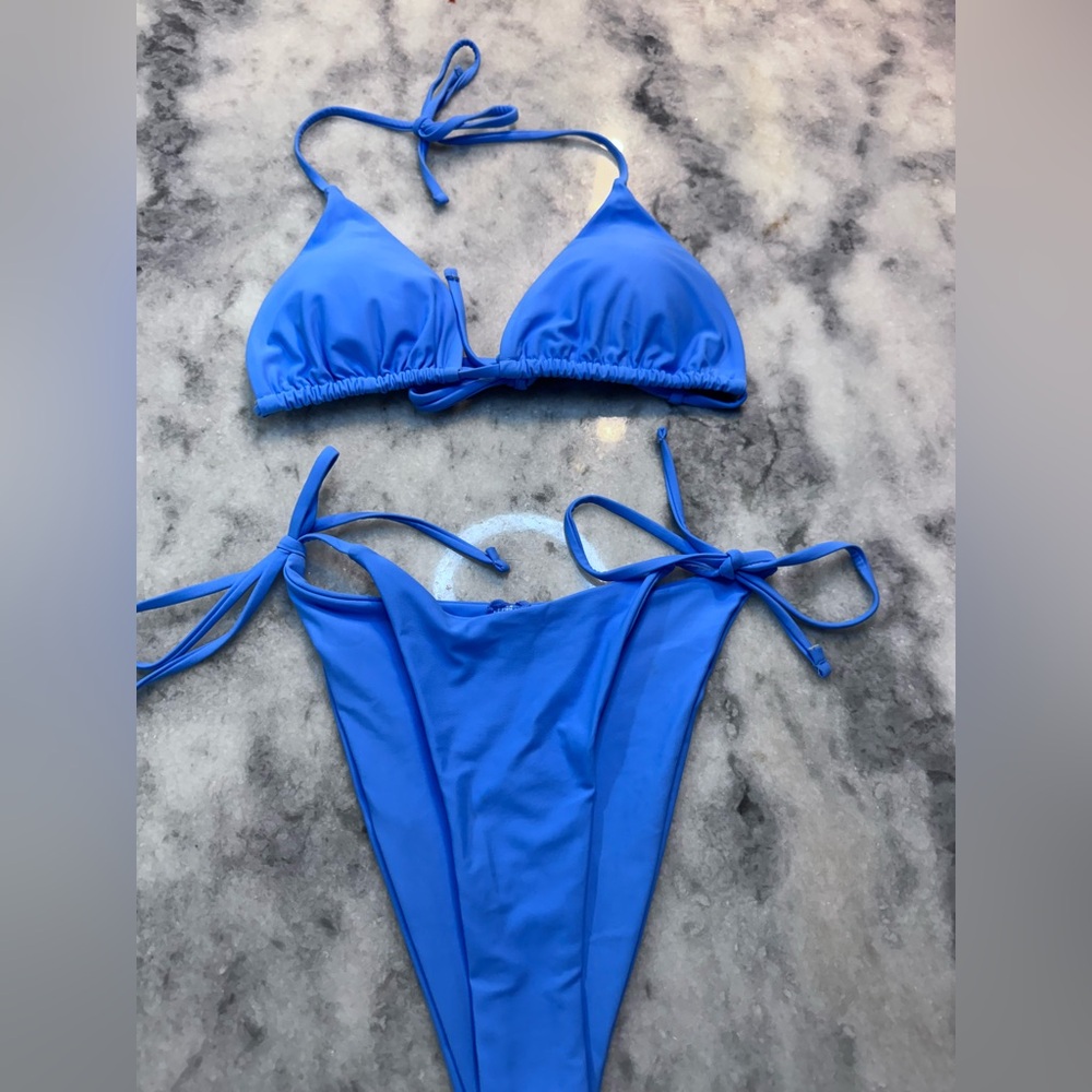 Vibrant Blue Triangle String Bikini - Size Large-… - image 2